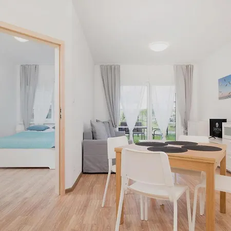 Pod Lipami - By Jantar Apartment *